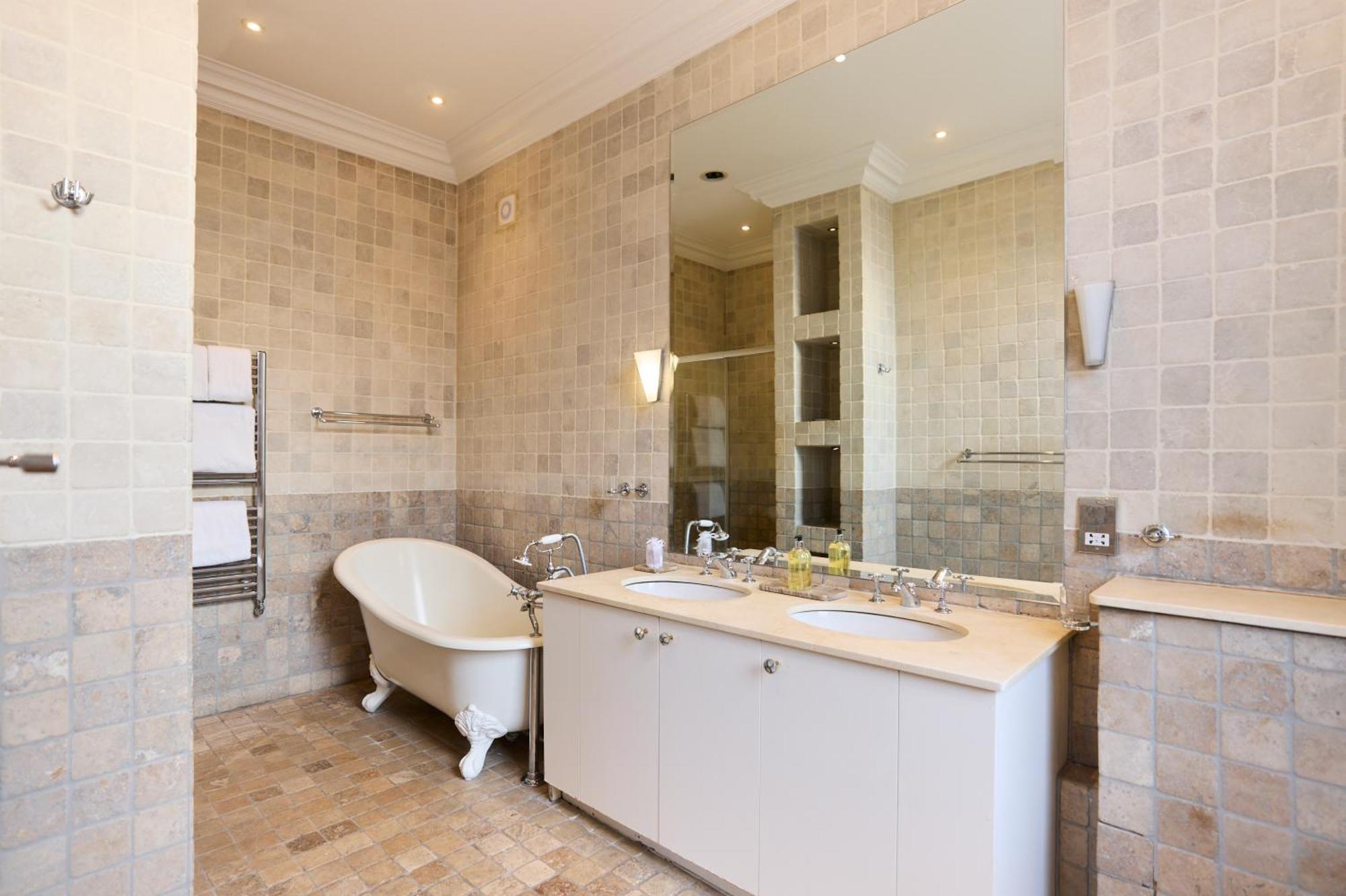 Apartment The Hampstead Getaway - Charming 5bdr With Conservatory